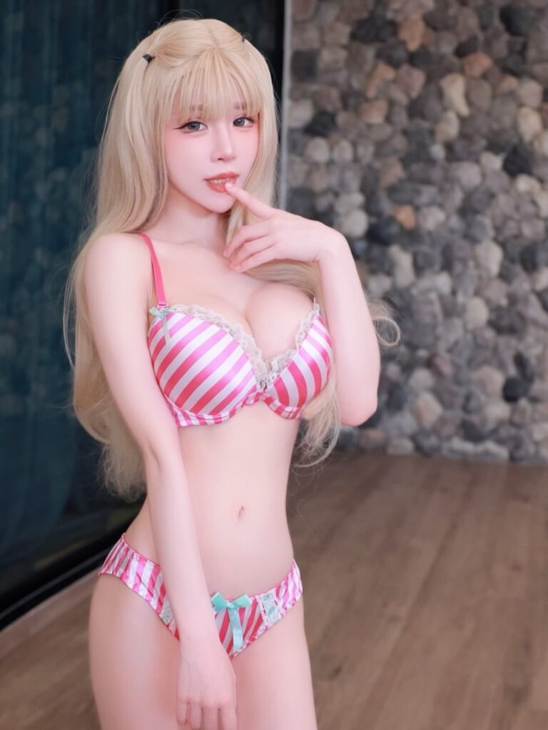 Yingying นางแบบหุ่นแซ่บ สุดเซ็กซี่